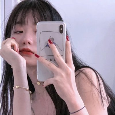 怕羞的黄莺